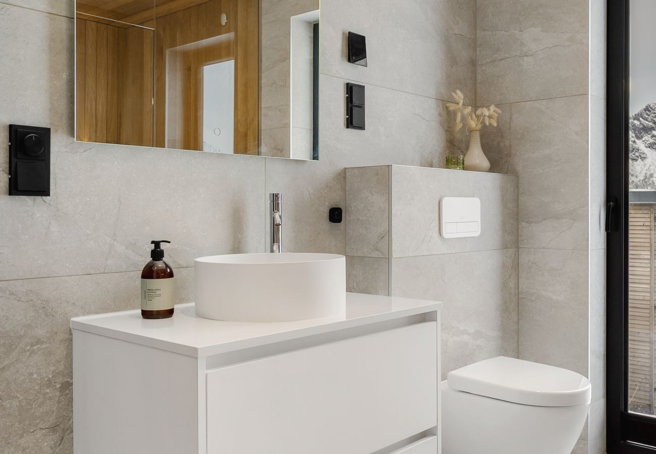 Cabin in Vågan - Lyngvær Lodge 43